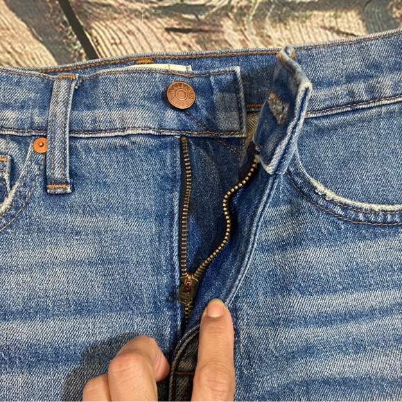 🐲💙 Madewell High-Rise Denim Shorts - Picture 6 of 11